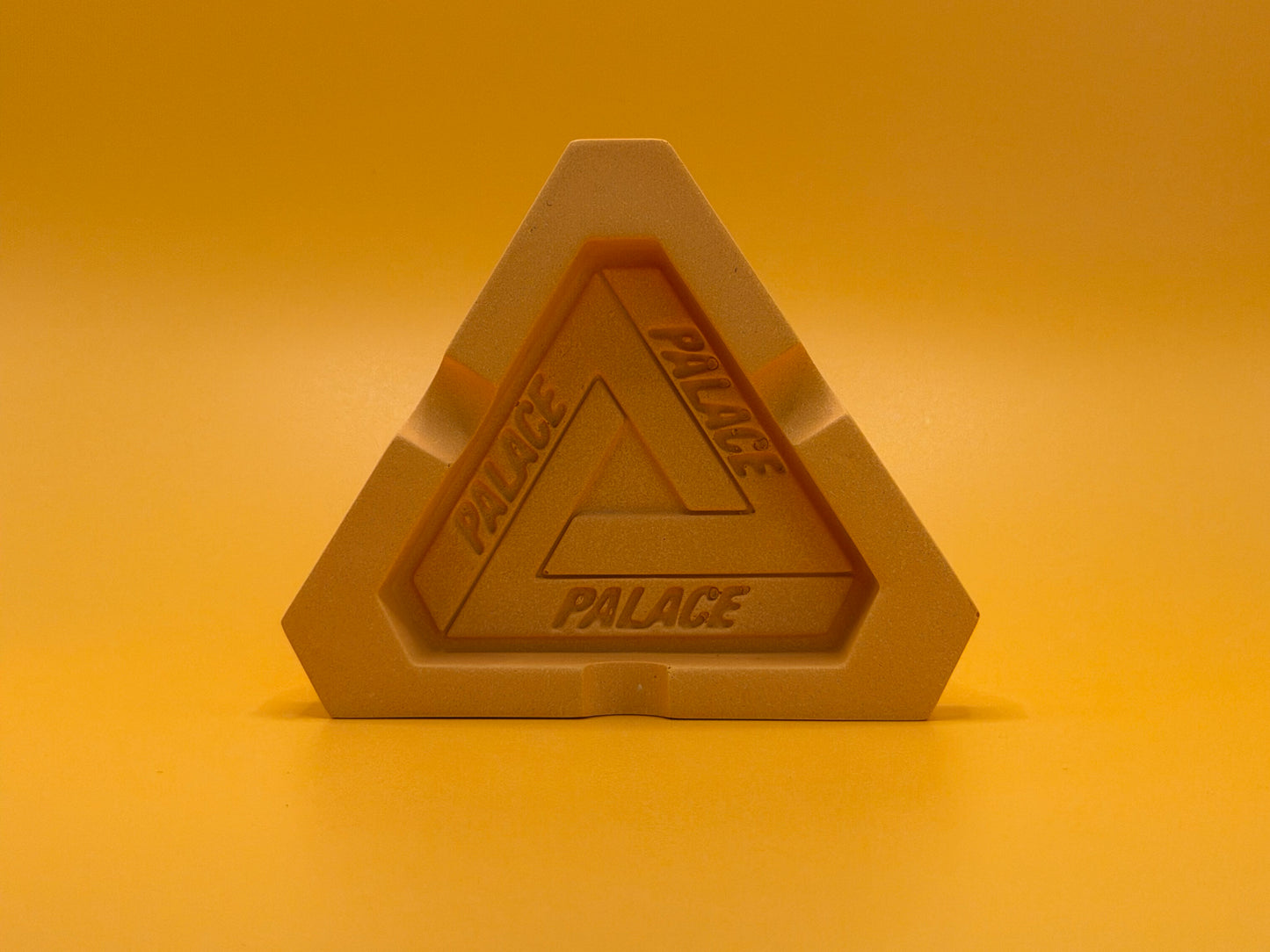 ORANGE PALACE ASHTRAY